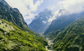 Everest Base Camp vs. Annapurna Base Camp: Which Trek is Right for You?